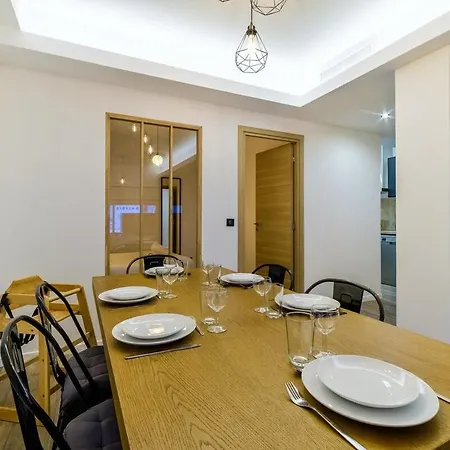 Foch 11 3p Grand - 6p Apartment Antibes
